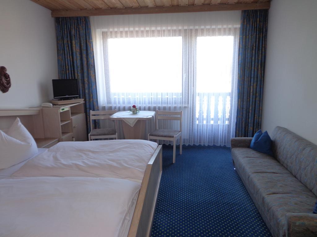 Hotel Am See Neubäu Szoba fotó